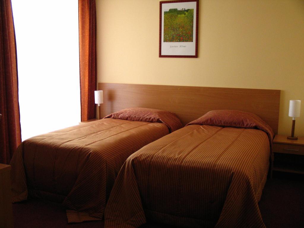 Siauliu Krasto Medziotoju Uzeiga Hotel Šiauliai Szoba fotó